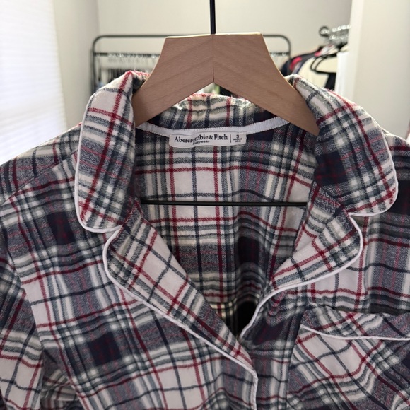 Abercrombie & Fitch | Plaid Sleep set | Size: Small - Picture 3 of 12